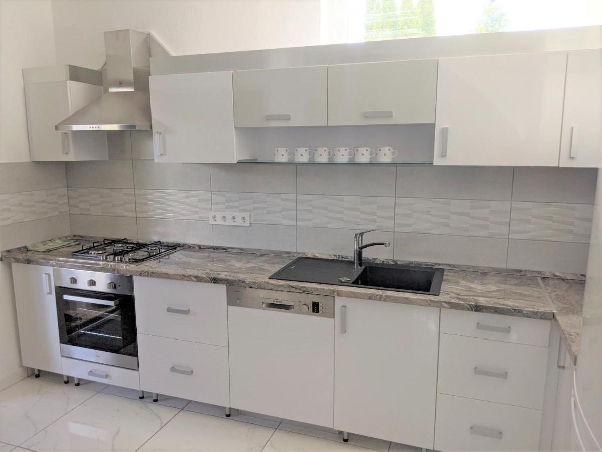 Marica Apartman Balatonfenyves Kültér fotó