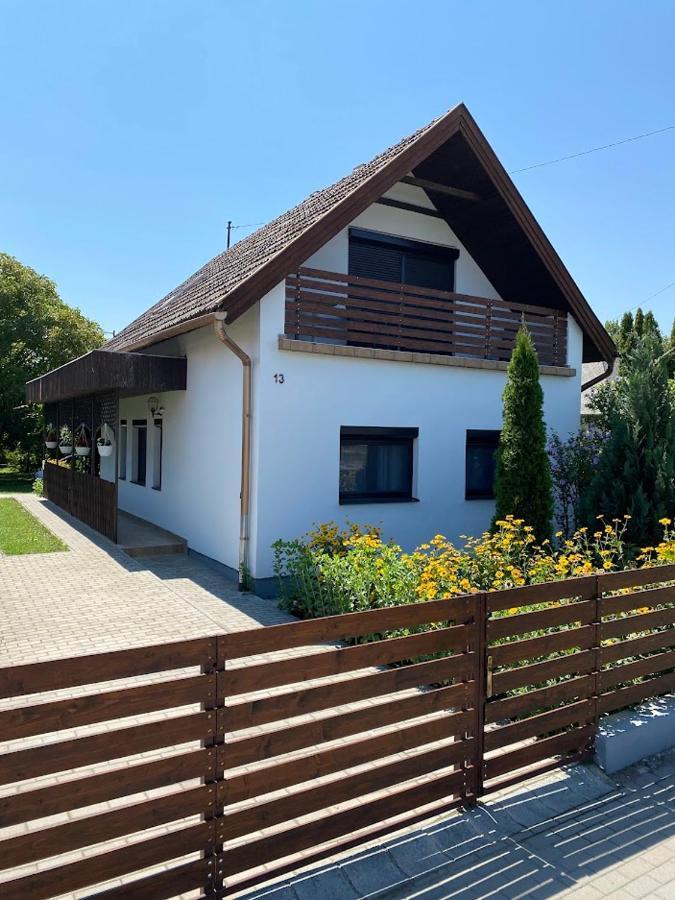 Marica Apartman Balatonfenyves Kültér fotó