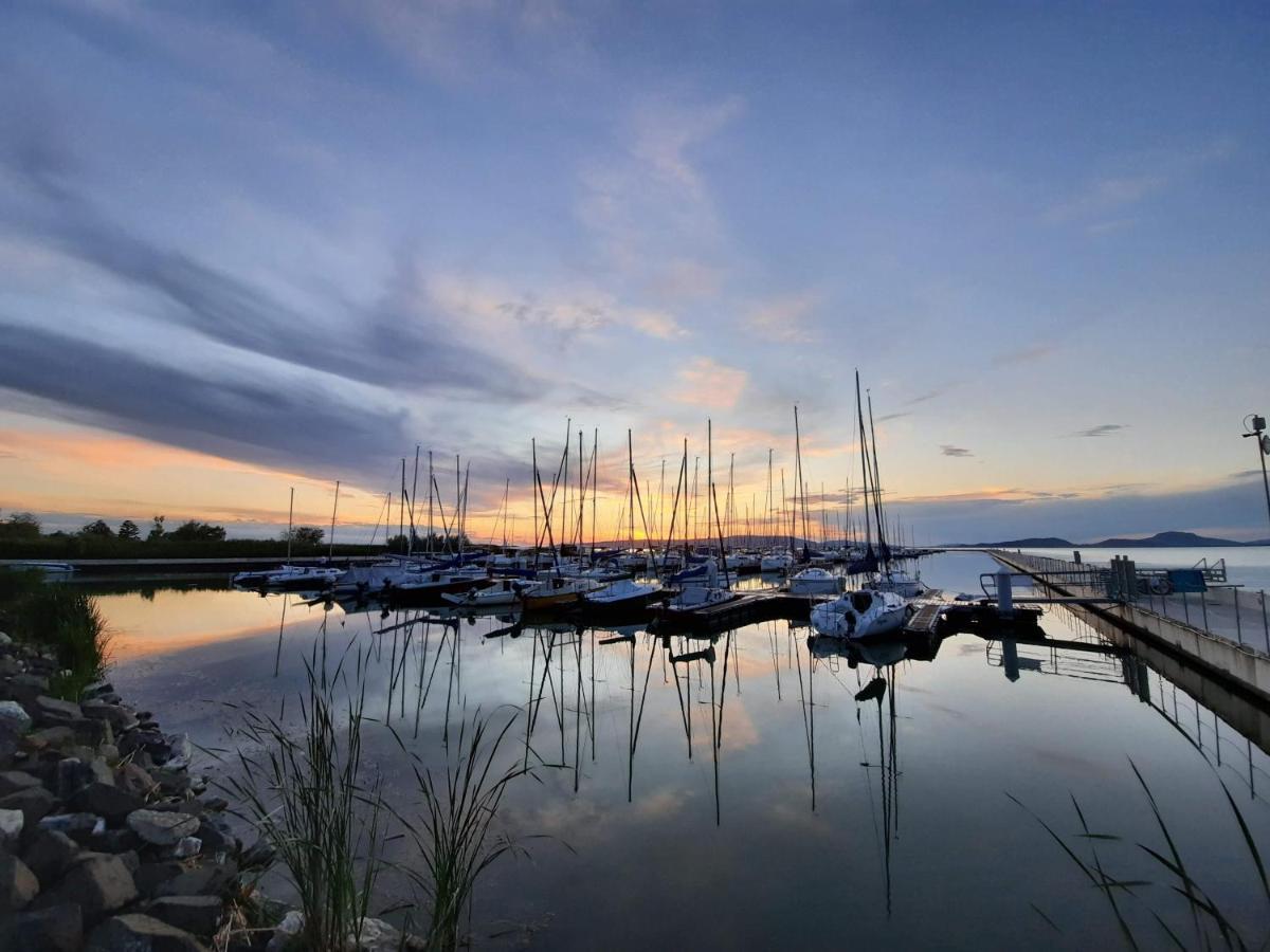 Marica Apartman Balatonfenyves Kültér fotó